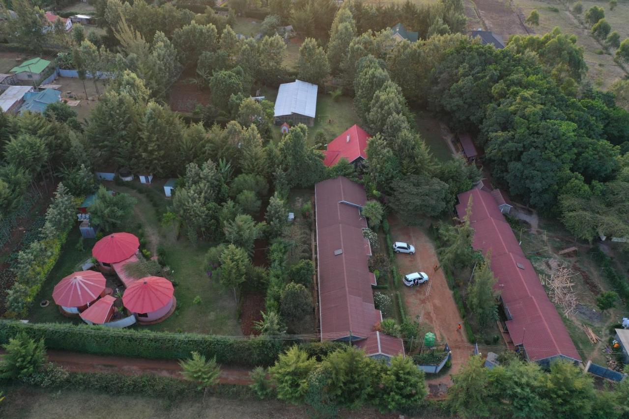 Africana Yard Kitale Exteriér fotografie